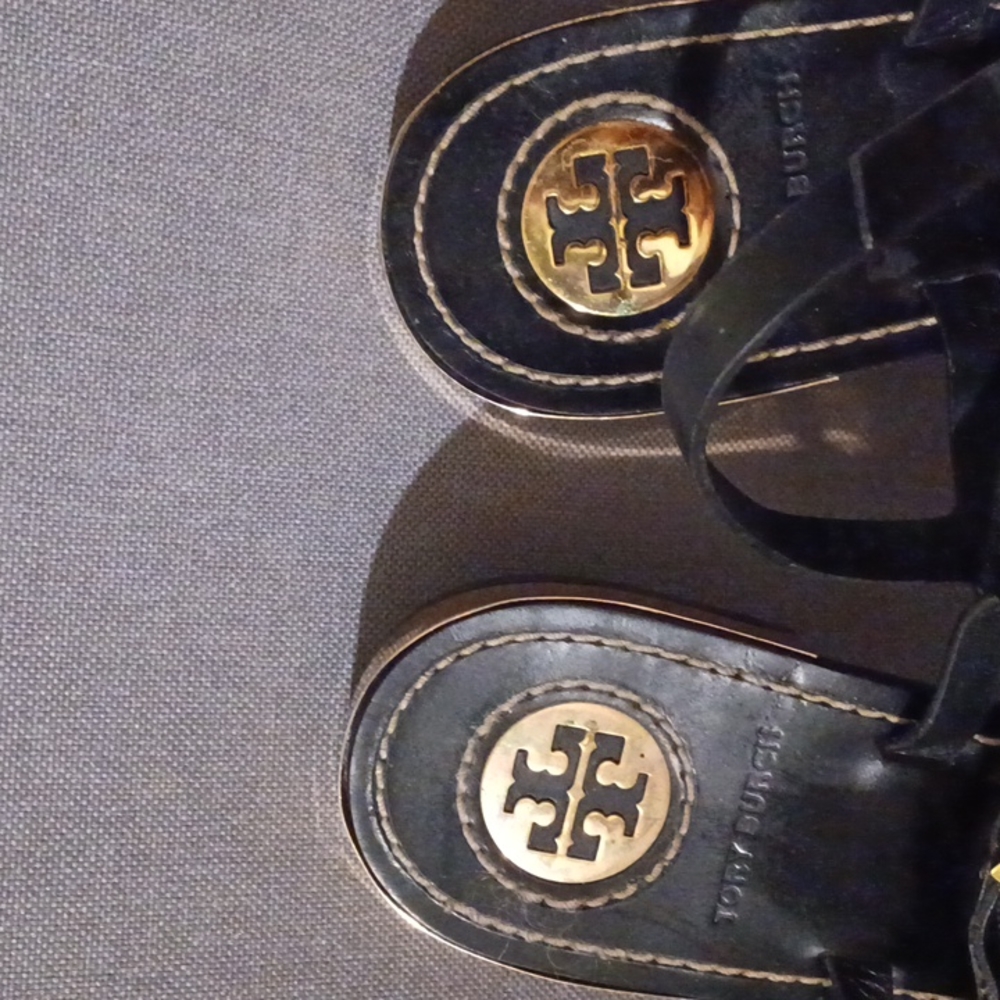 Tory Burch - Picture 3 of 8